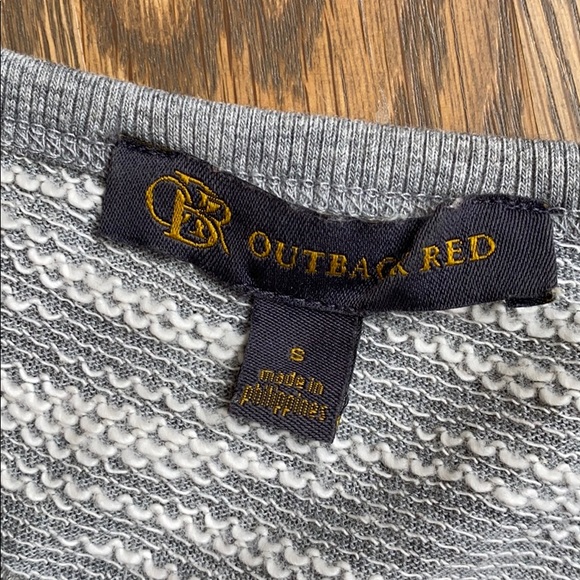 Women’s top with crocheted sleeves, size small - Picture 3 of 4